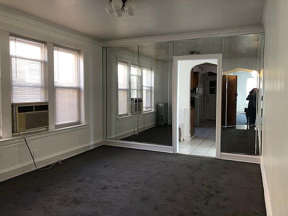 3rd image of 8929 S Blackstone Ave APT 3
