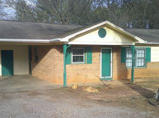 1246 Peggy St, Hickory, NC 28601