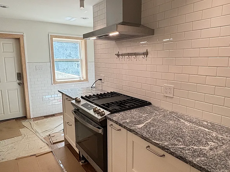 5421 Holmes St — Photo 20
