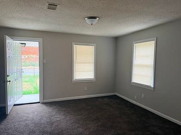 4th image of 432 W Peebles Rd