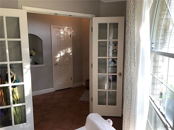 4th image of 8112 Miller Falls Dr