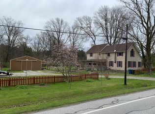 11957 Station Rd, Columbia Station, OH 44028