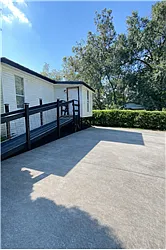 1611 E Henry St Photo 1