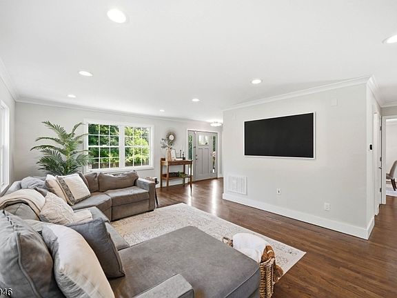 4th image of 3 Orient Way