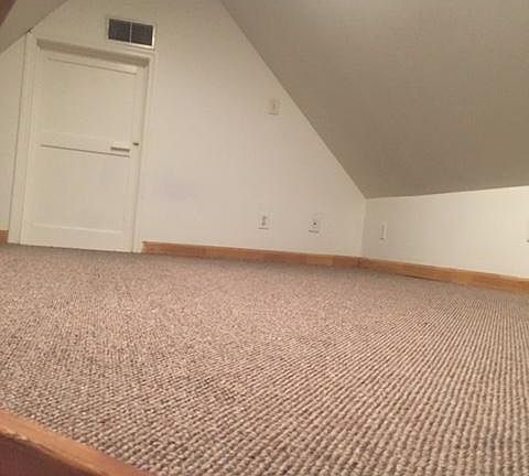 4th image of 543 N Broadway APT 4