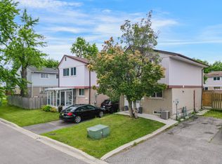9 Hardcastle Ct, Brampton, ON L6S 2B2
