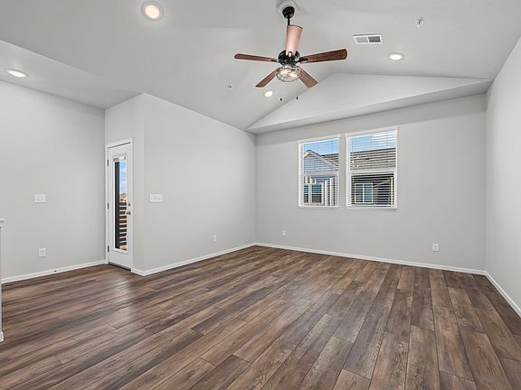 2nd image of 2086 Autumn Moon Dr #1