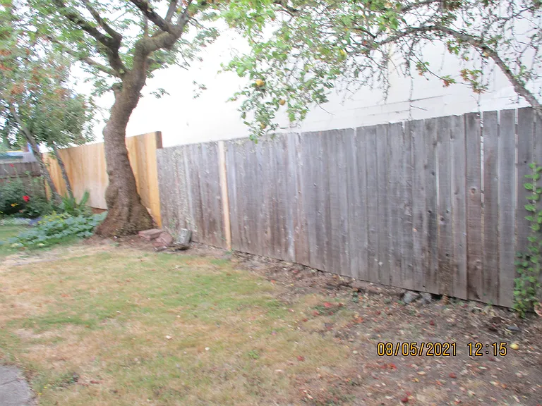 30 1/2 Monroe St — Photo 3