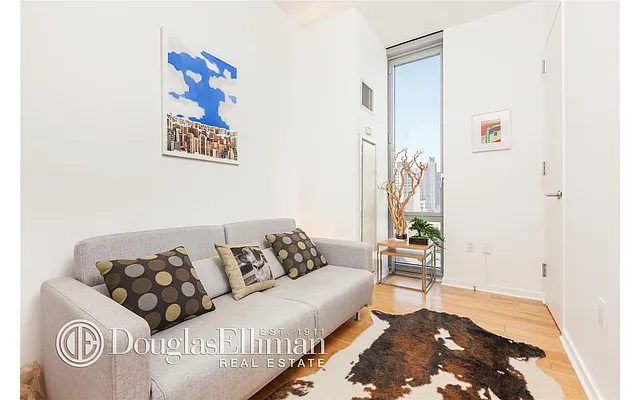 Sold by Douglas Elliman | media 16