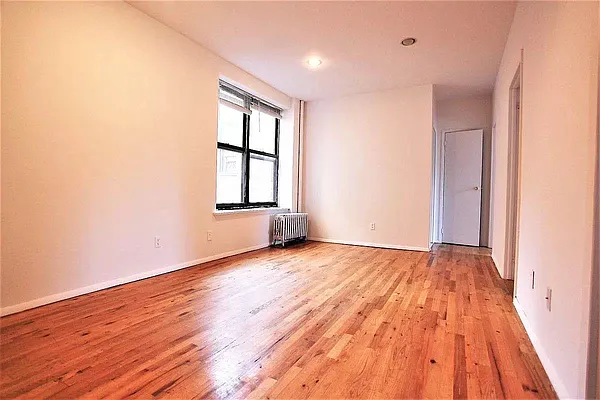 Rented by Metropolitan Property Group | media 16