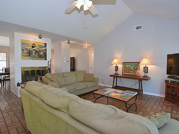 5th image of 12110 Wedgehill Ln
