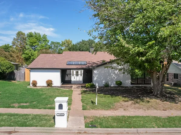 1903A Clemson Dr, Richardson, TX 75081