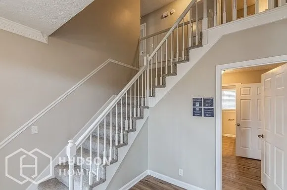 7509 Rolling River Pkwy — Photo 2