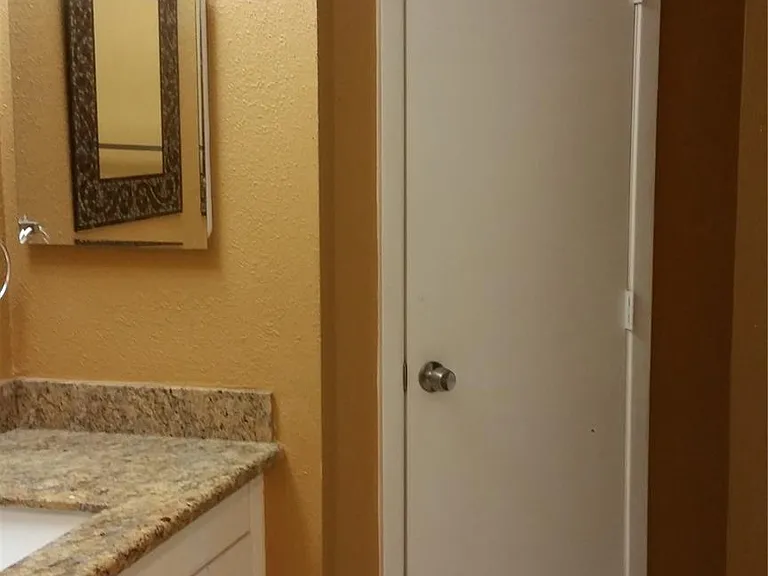 10927 Wilkenburg Dr — Photo 10