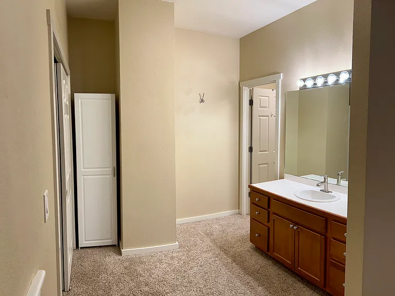 70 W 6th Ave #205 — Photo 21