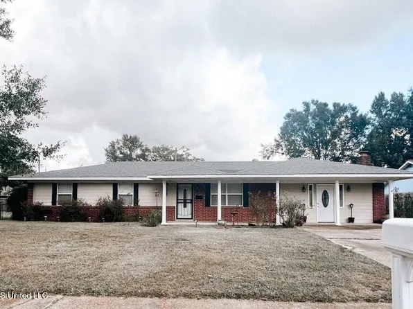 775 Holly Hills Dr, Biloxi, MS 39532