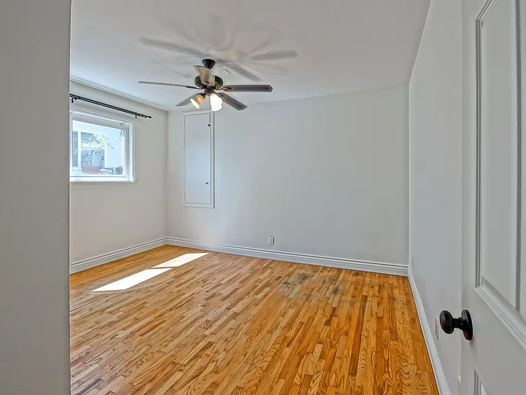 3647-3709 Stephen M White Dr — Photo 14