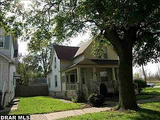 1st image of 447 Elm St