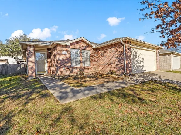 8736 Fox Meadow Way, Fort Worth, TX 76123