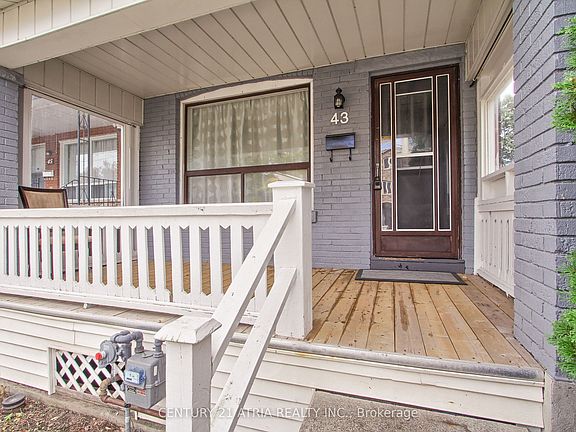 3rd image of 43 Torrens Ave