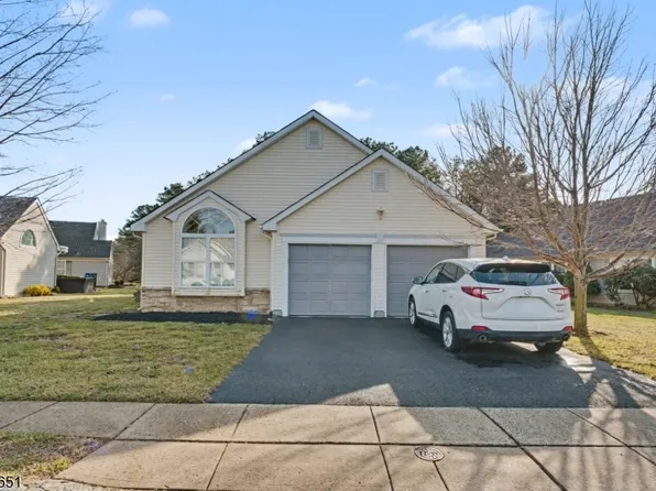 2401 Braddock Rd, Toms River Township, NJ 08755