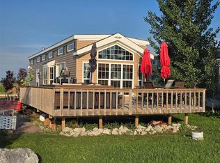 15 Lake St, Saint Laurent, MB R0C2J0