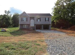 1022 Wiggington Rd, Lynchburg, VA 24502