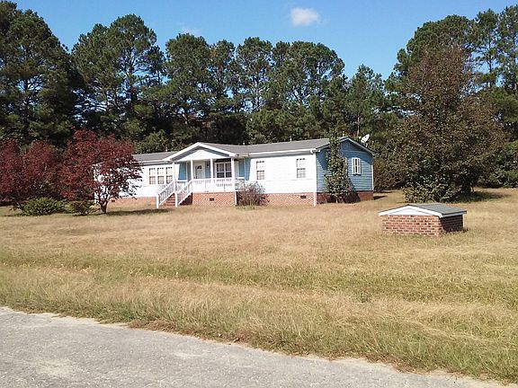 3rd image of 104 Sun Valley Dr