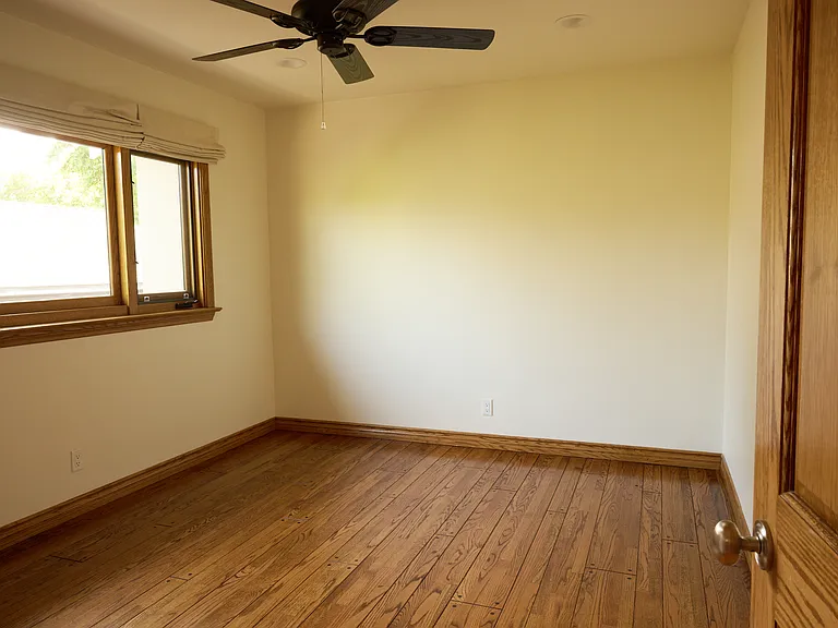 4720 Hayman Ave — Photo 41