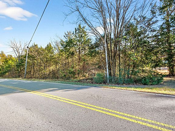 4th image of 9877 Sam Donald Rd