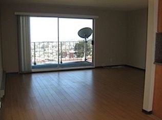 130 Gardenside Dr APT 103, San Francisco, CA 94131