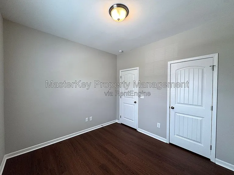 6821 Resting Grove Rd — Photo 14
