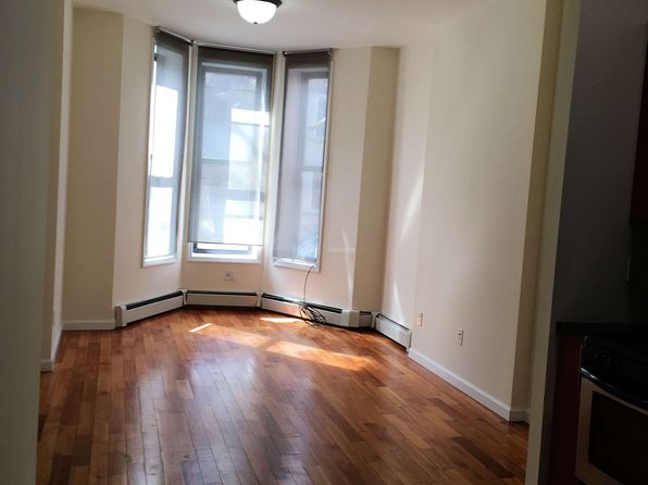 563 56th St APT 1L