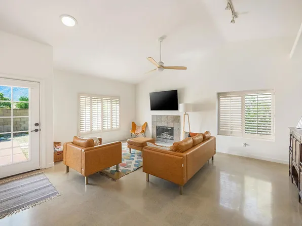 2190 N Paseo De Anza, Palm Springs, CA 92262