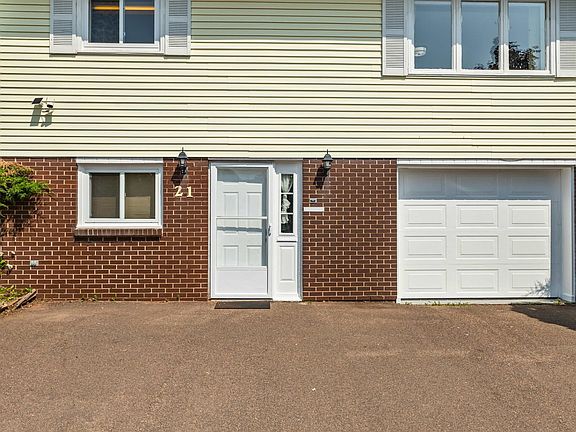 2nd image of 21 Kirkwood Dr