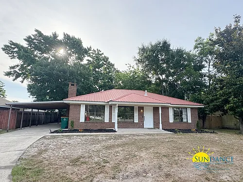 310 Evergreen Dr Photo 1