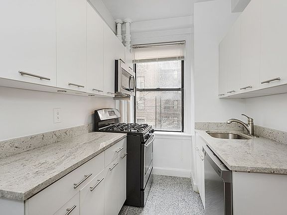 3rd image of 629 W 173rd St APT 3E