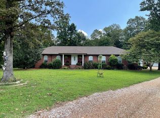 628 Blue Heron Dr, New Johnsonville, TN 37134