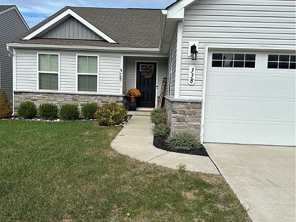 4th image of 338 Lakewick Ln