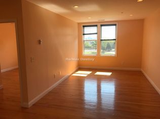 102 Fellsway W #305A, Somerville, MA 02145