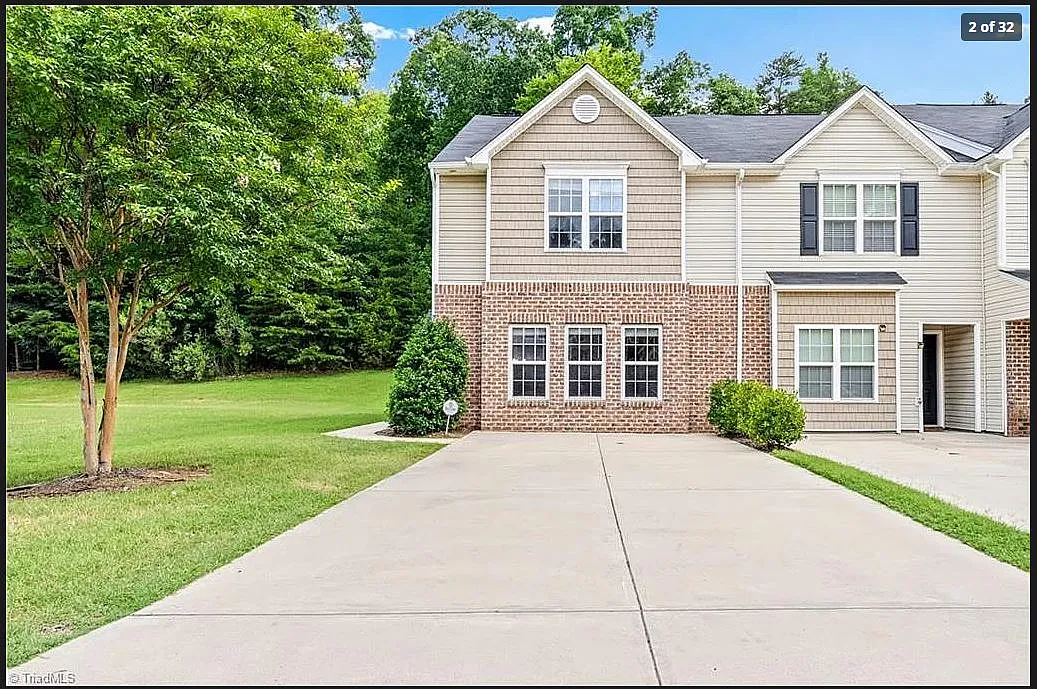 3 bed, 2.5 bath, 1530 sqft, $1,800 — Photo 1