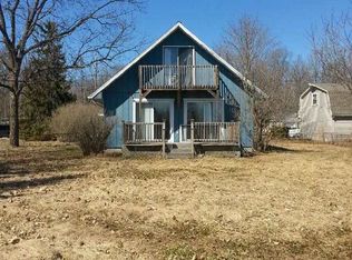 583 Norvell Beach Dr, Brooklyn, MI