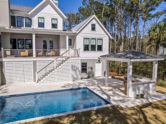 5th image of 1505 E Deep Creek Overlook