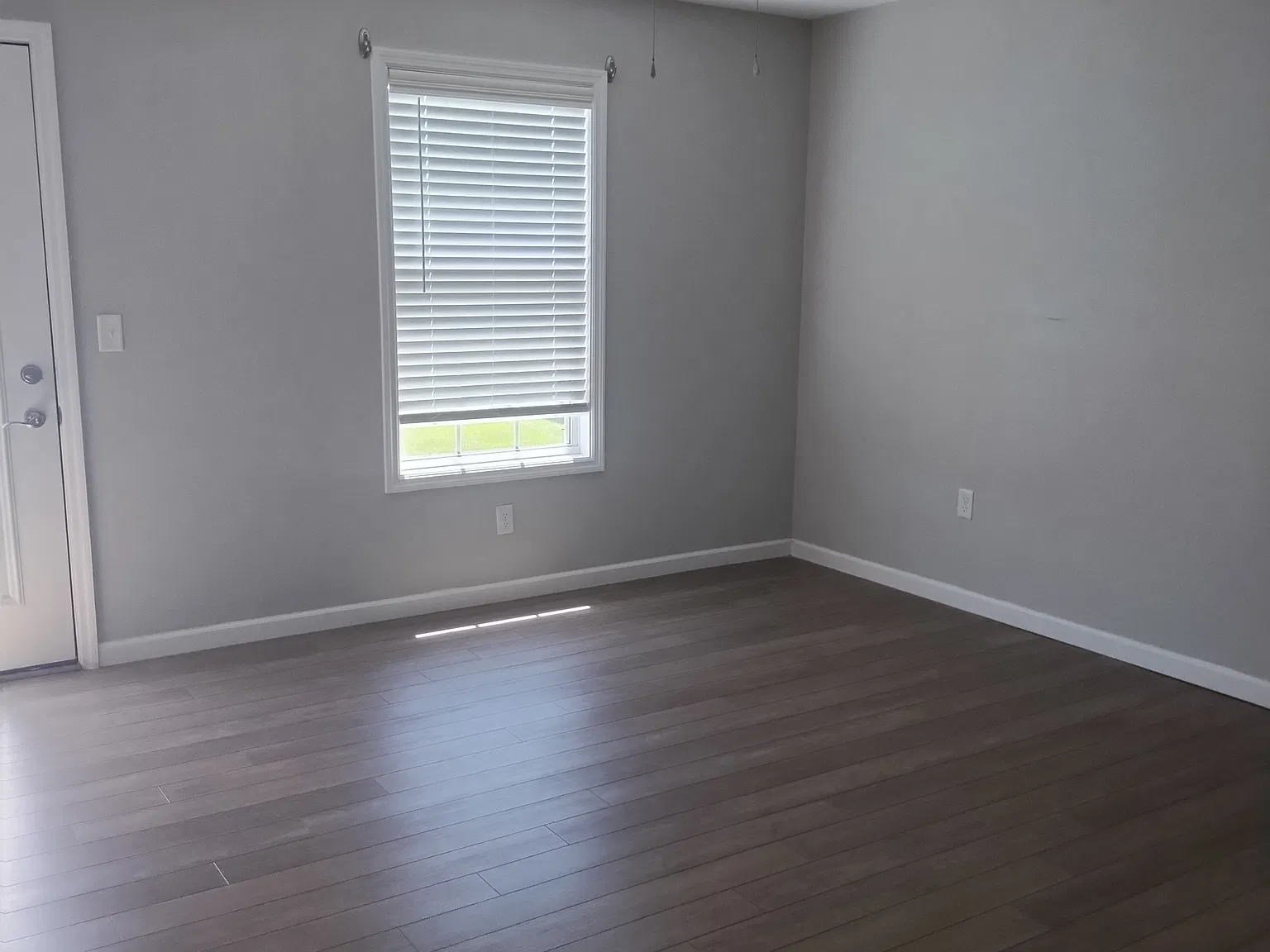 2 bed, 1298 sqft, $1,300 — Photo 3