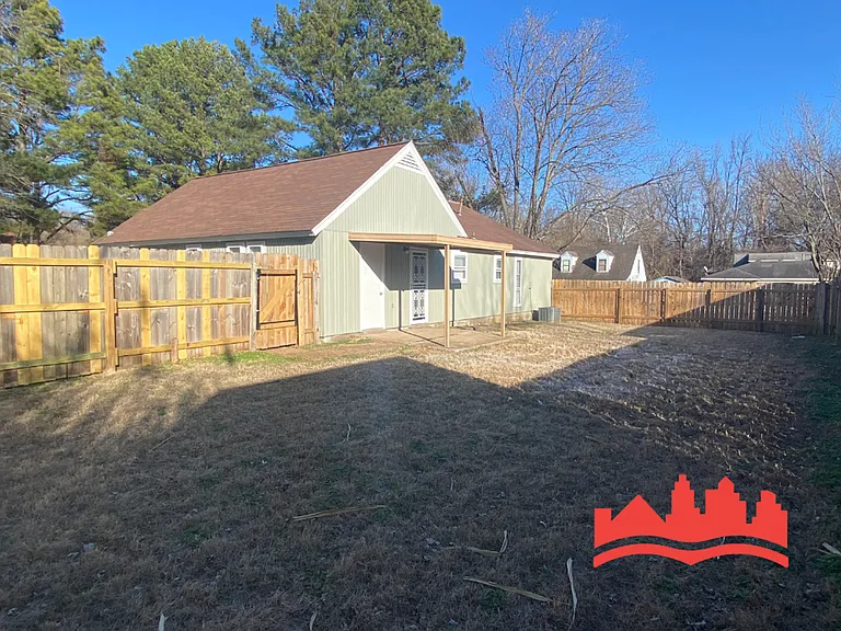 5095 Corkwood Dr — Photo 3