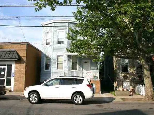 109 Centre Ave, Secaucus, NJ 07094