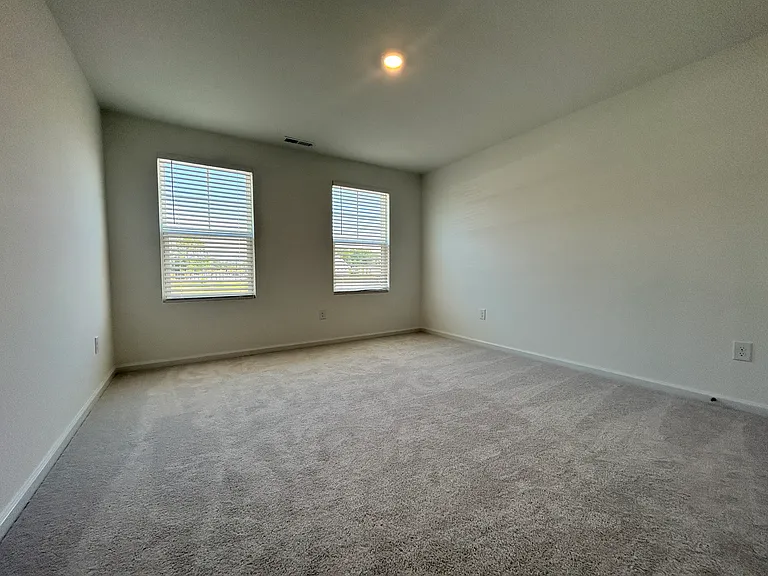 709 Painted Daisy Ln — Photo 27
