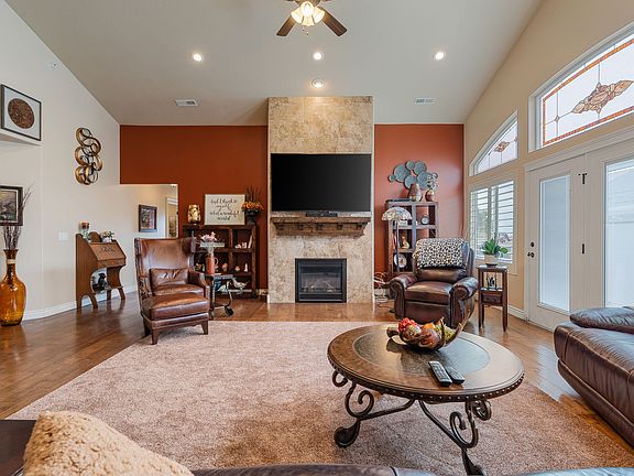 2nd image of 2196 E Valley View Ct N