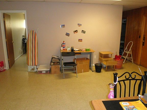 4th image of 104 W McKnight St W