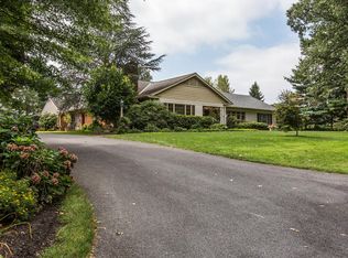 14 Lark Ln, Lancaster, PA 17603